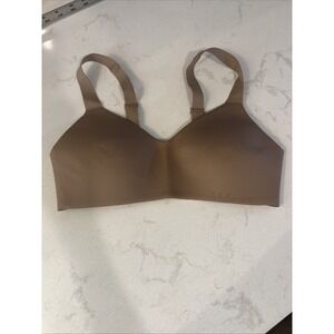 LuLulemon Sport‎ Bra 32B Take Shape Push Up No Wire Strappy Back Nude